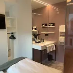 Hotell Art-inn Design Self-check-in-hotel *