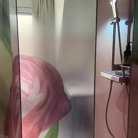 Art-inn Design Self-check-in-hotel