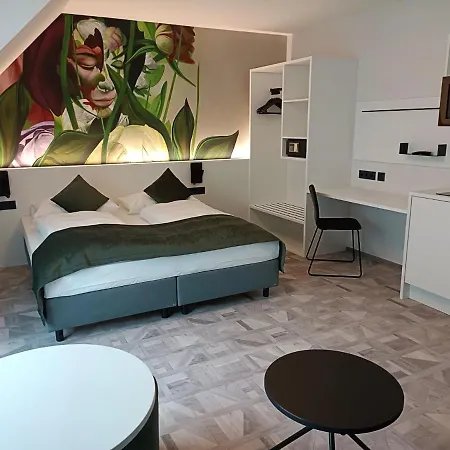 Art-inn Design Self-check-in-hotel Hotell