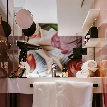 Ξενοδοχείο Art-inn Design Self-check-in-hotel Λιντς