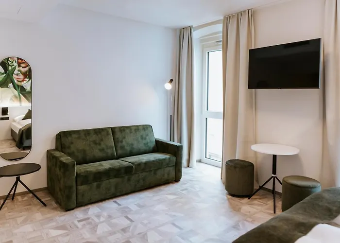 Art-inn Design Self-check-in-hotel Λιντς